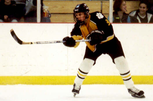 Kyle Barden follows through on a pass.