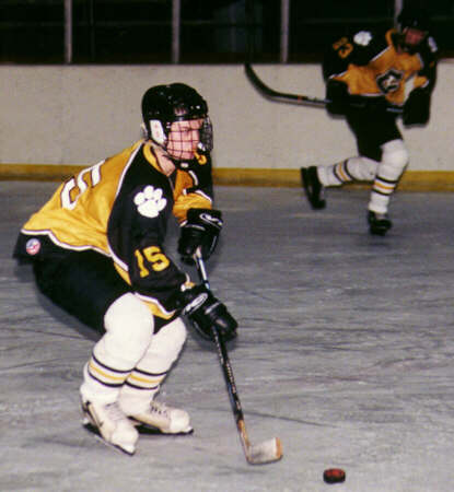Pat Collins approaches the Padua net.