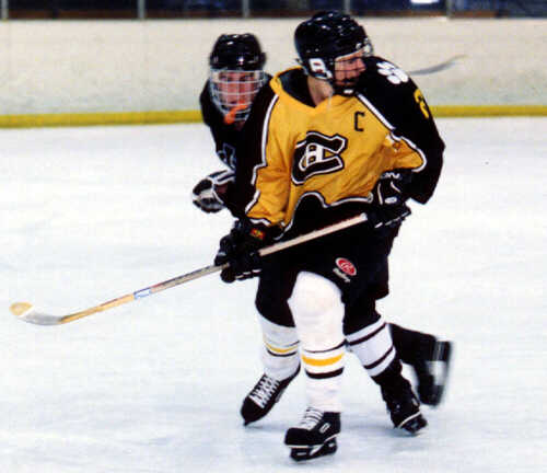 Eric Aber looks back for an outlet pass.