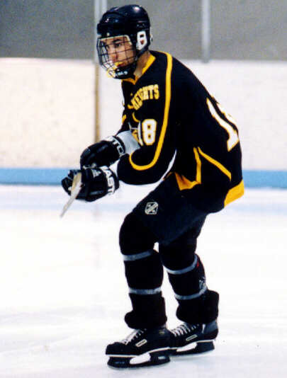 Mike Ruflin patrols the slot.